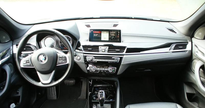 BMW X1 cena 129800 przebieg: 56000, rok produkcji 2020 z Warszawa małe 379